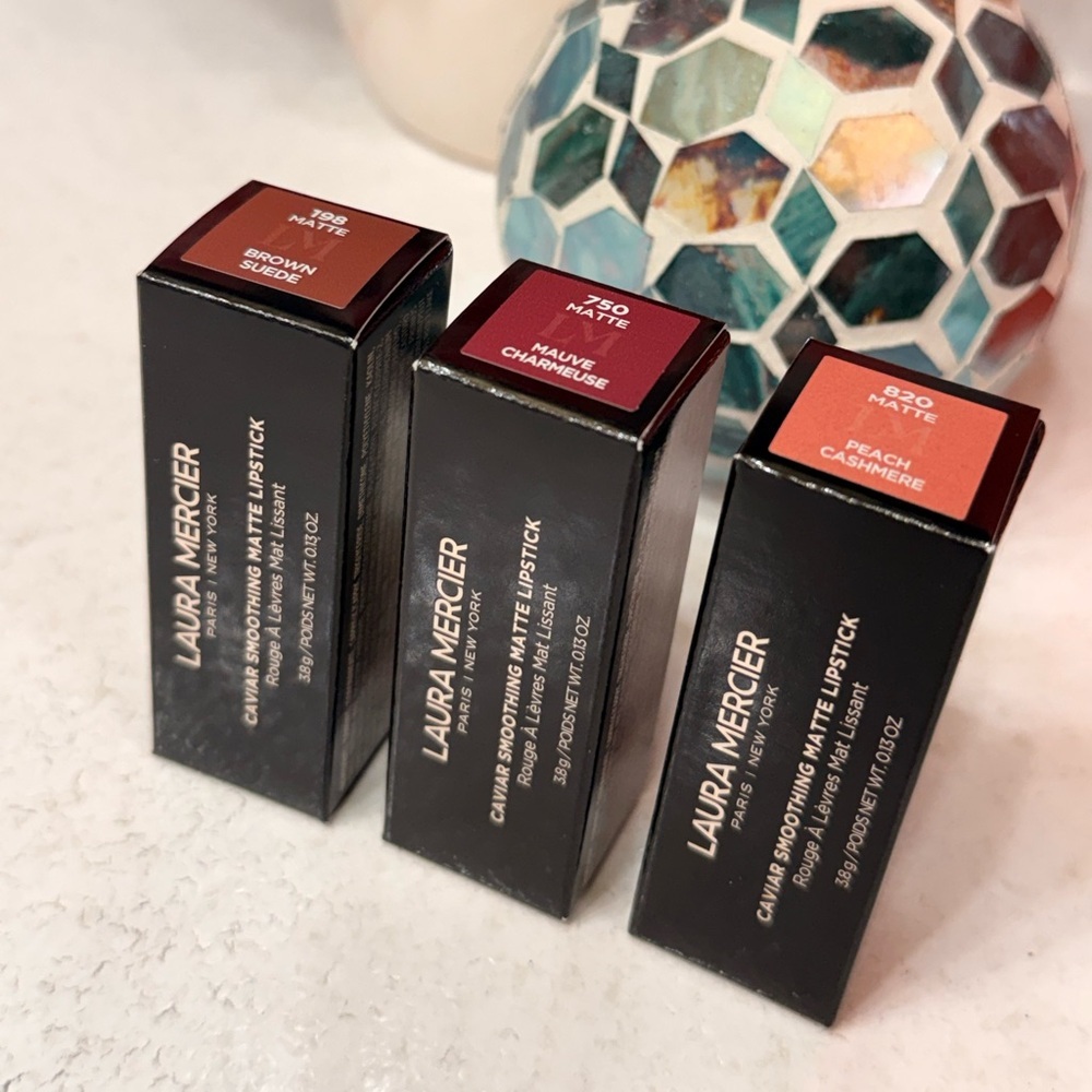 Laura Mercier Caviar Smoothing Matte Lipstick Bundle | New in Box - Picture 4 of 8